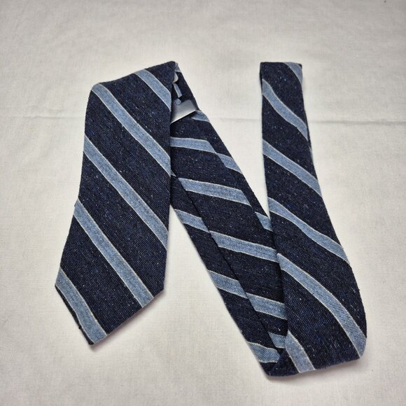 Cremieux Slim Neck Tie Mens Striped Wool blend Made In Italy Blue (33) - Picture 2 of 7